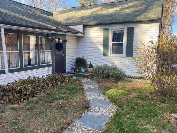 $259,900 | 886 Keene Road, Winchester, NH 03470