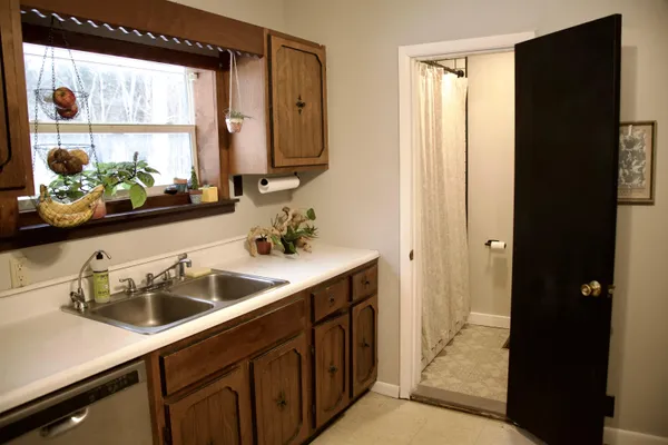 $259,900 | 886 Keene Road, Winchester, NH 03470