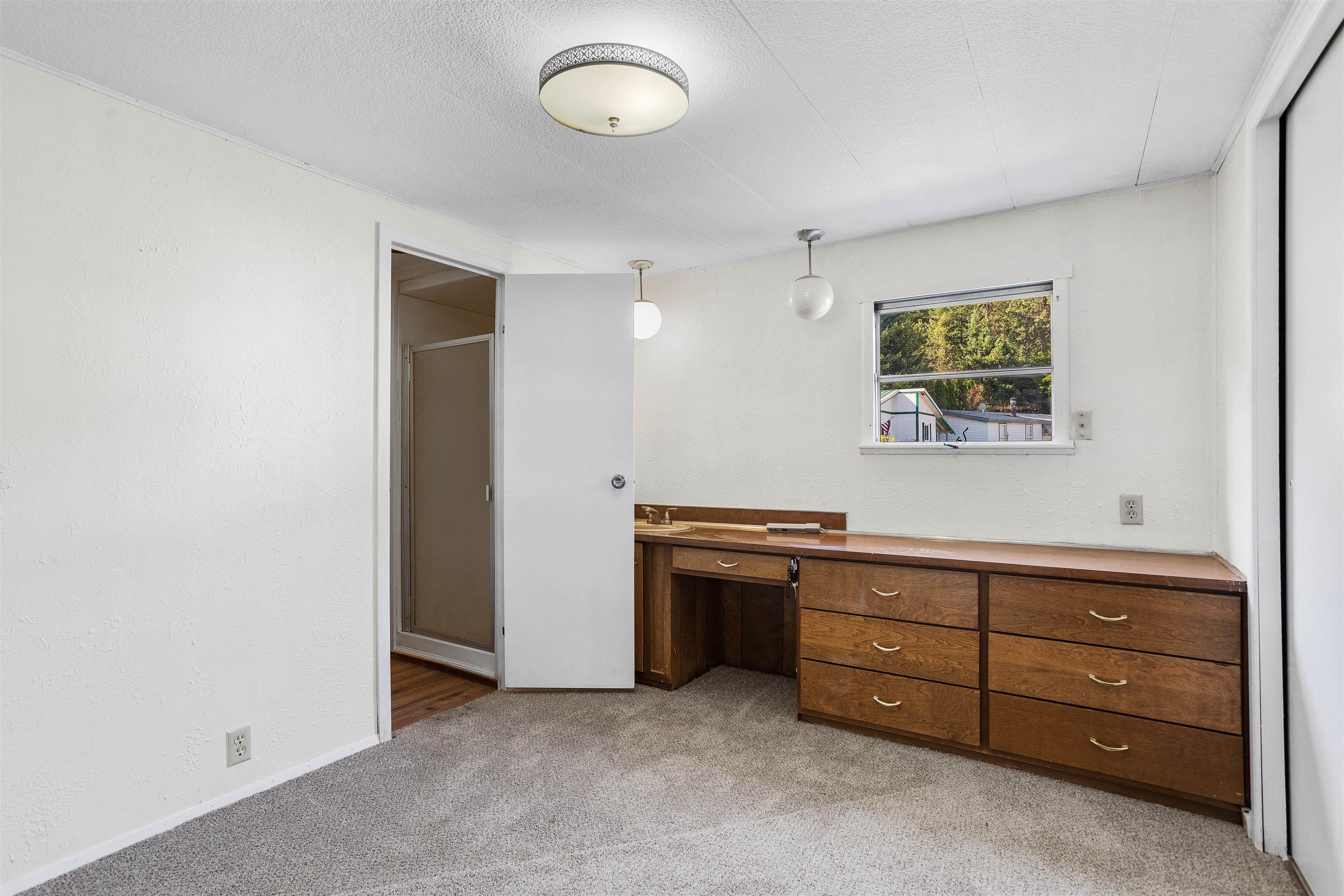 3803 West Greenwood Road, Unit 17A Spokane, WA 99224 - Photo 17 of 35