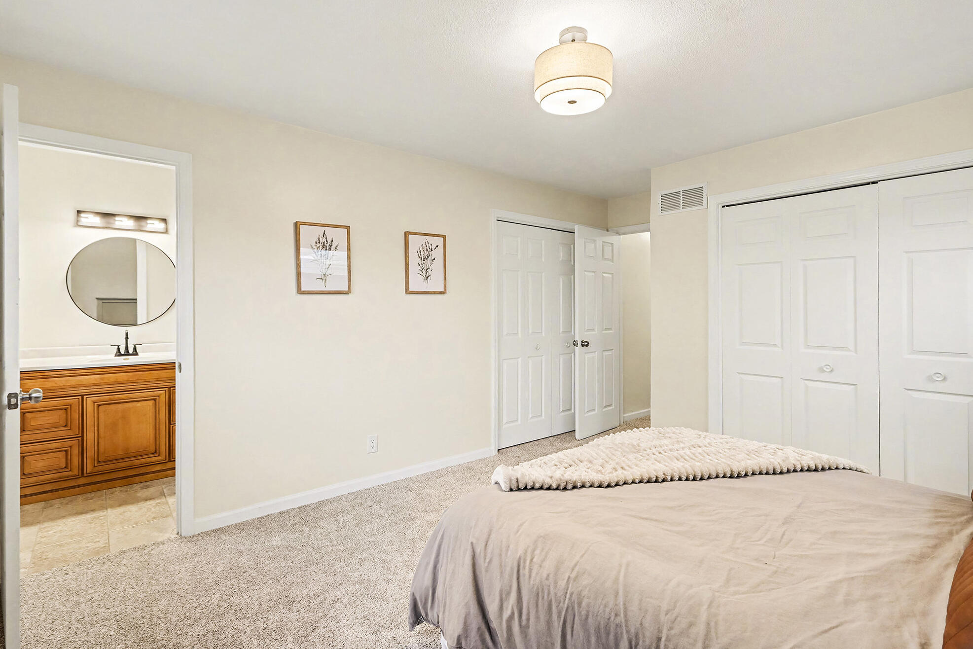 2334 Tamrack Street Kalamazoo, MI 49006 - Photo 11 of 23 011_file_275