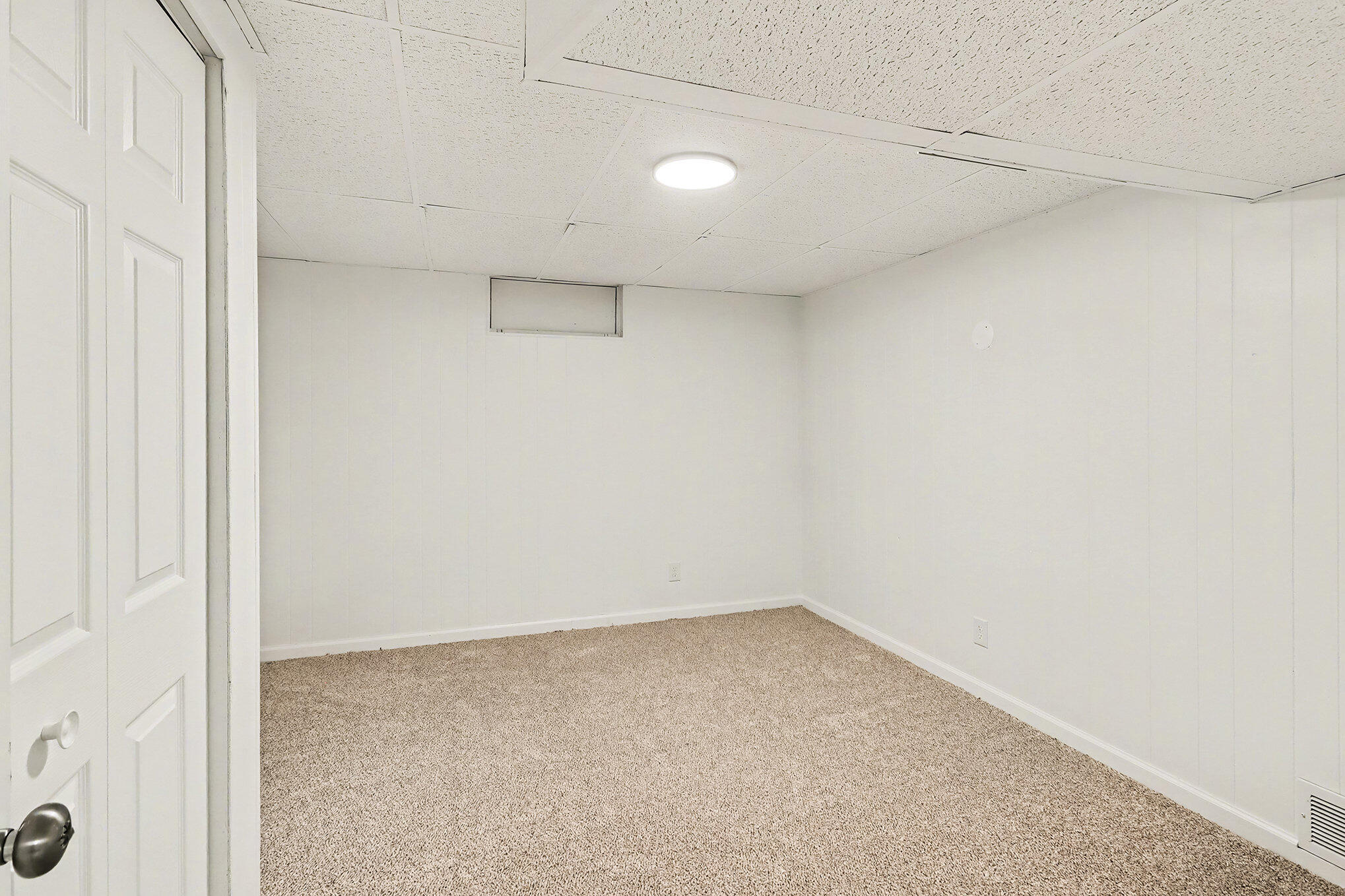 2334 Tamrack Street Kalamazoo, MI 49006 - Photo 21 of 23 023_file_215