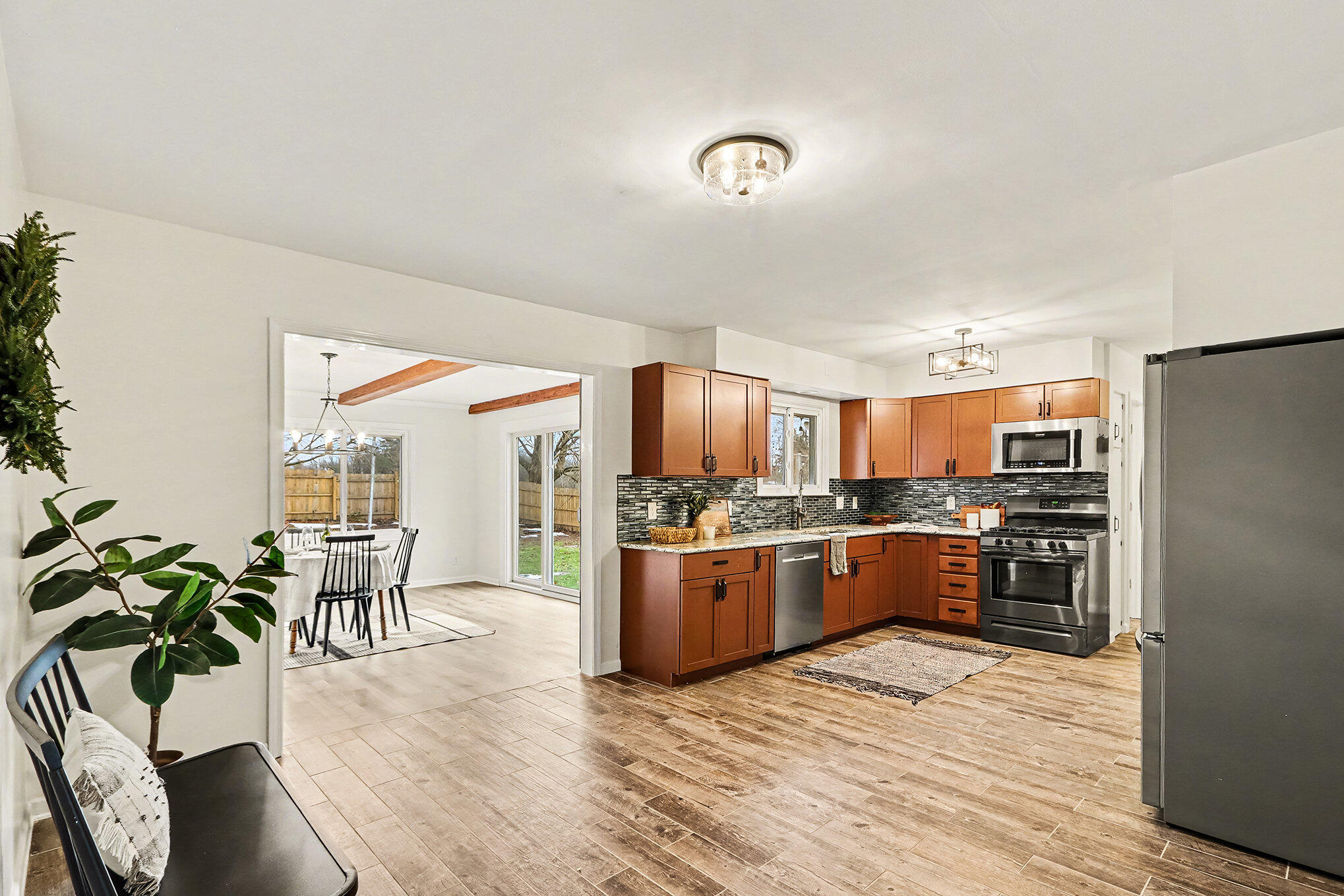 2334 Tamrack Street Kalamazoo, MI 49006 - Photo 6 of 23 015_file_6