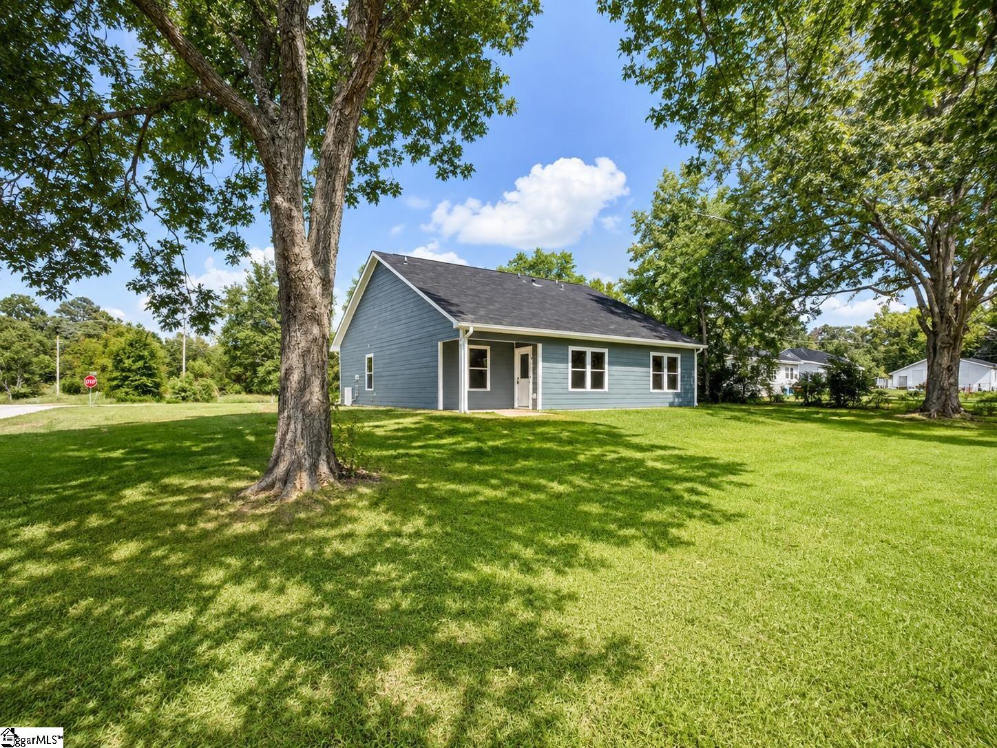 200 North Old Laurens Road Fountain Inn, SC 29644 - Photo 13 of 14 Gallery Image 13