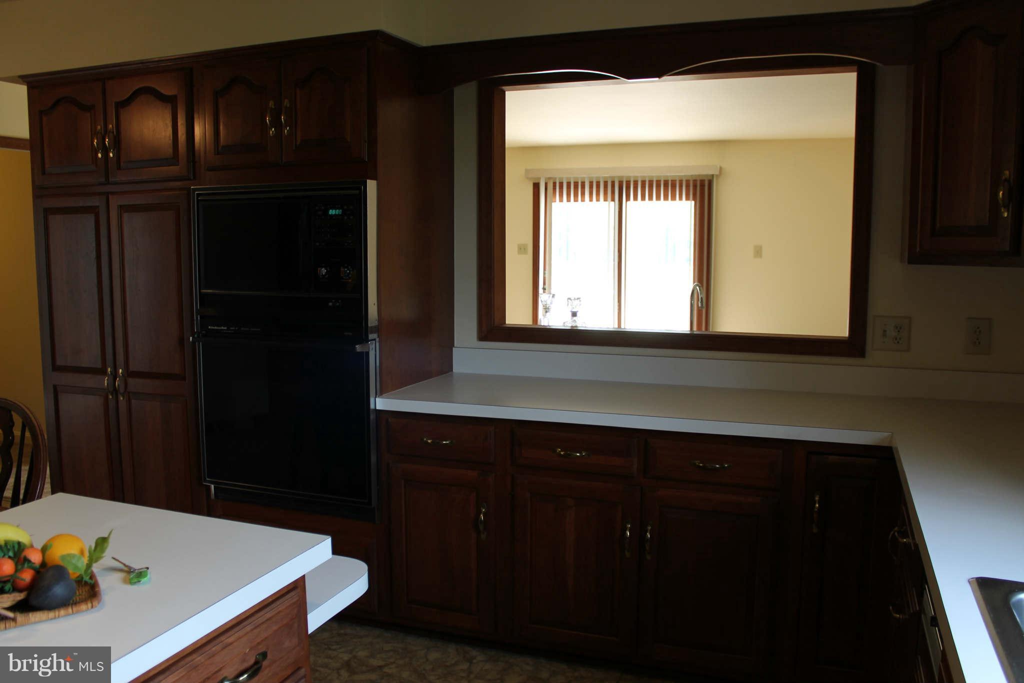490 Lone Oak Road Ranson, WV 25438 - Photo 11 of 30 Kitchen