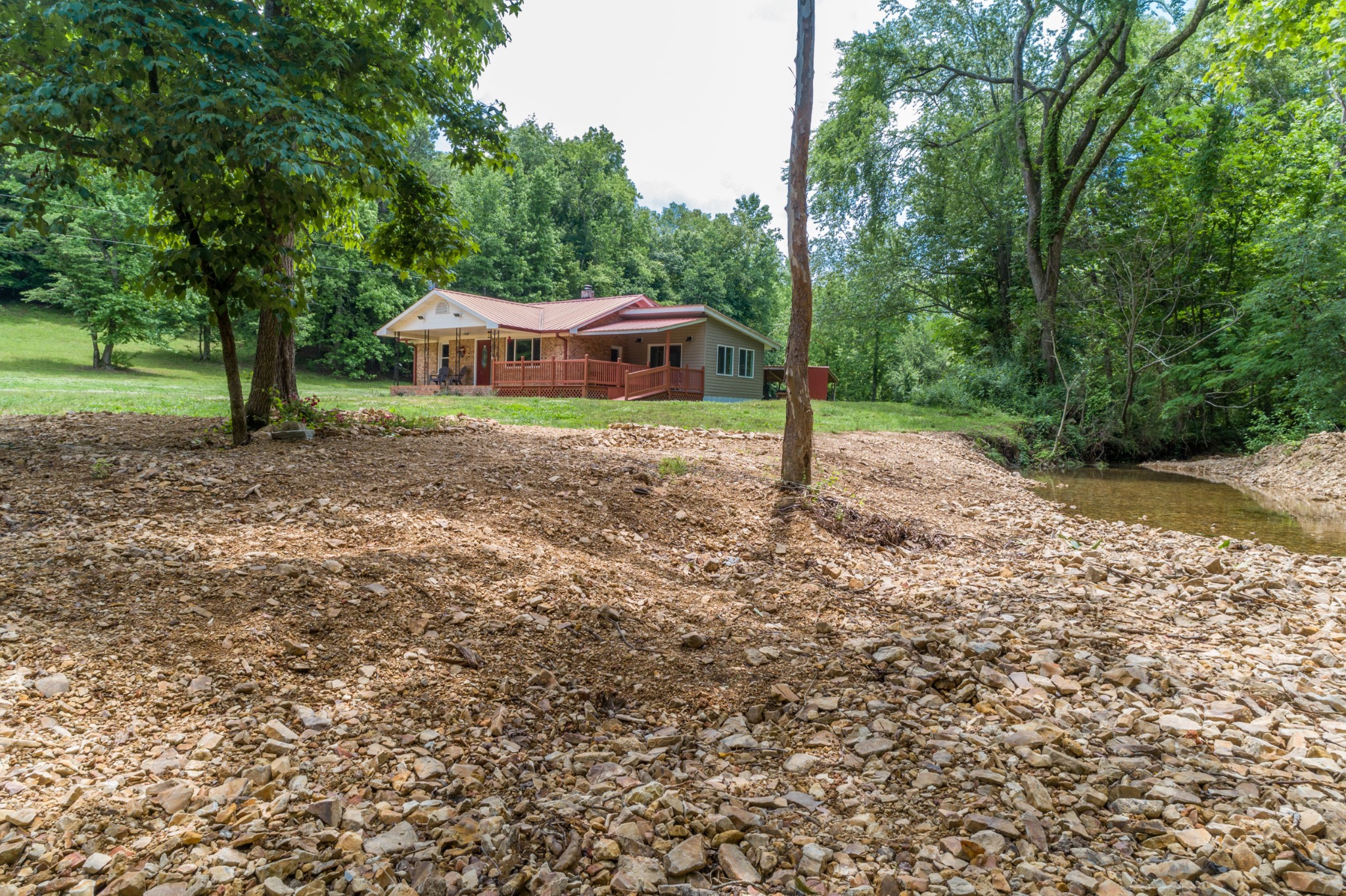 1829 Deer Creek Road Linden, TN 37096 - Photo 2 of 50 Gallery Image 2