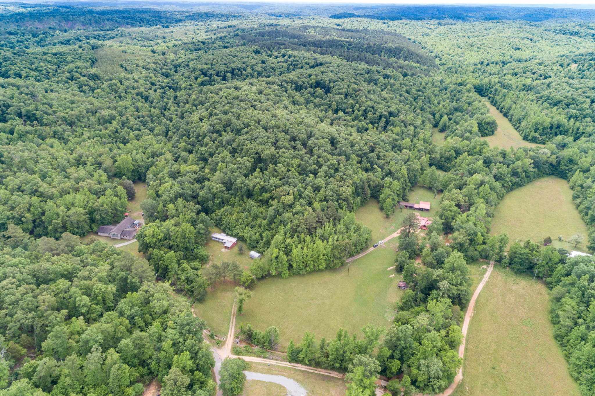 1829 Deer Creek Road Linden, TN 37096 - Photo 23 of 50 Gallery Image 23