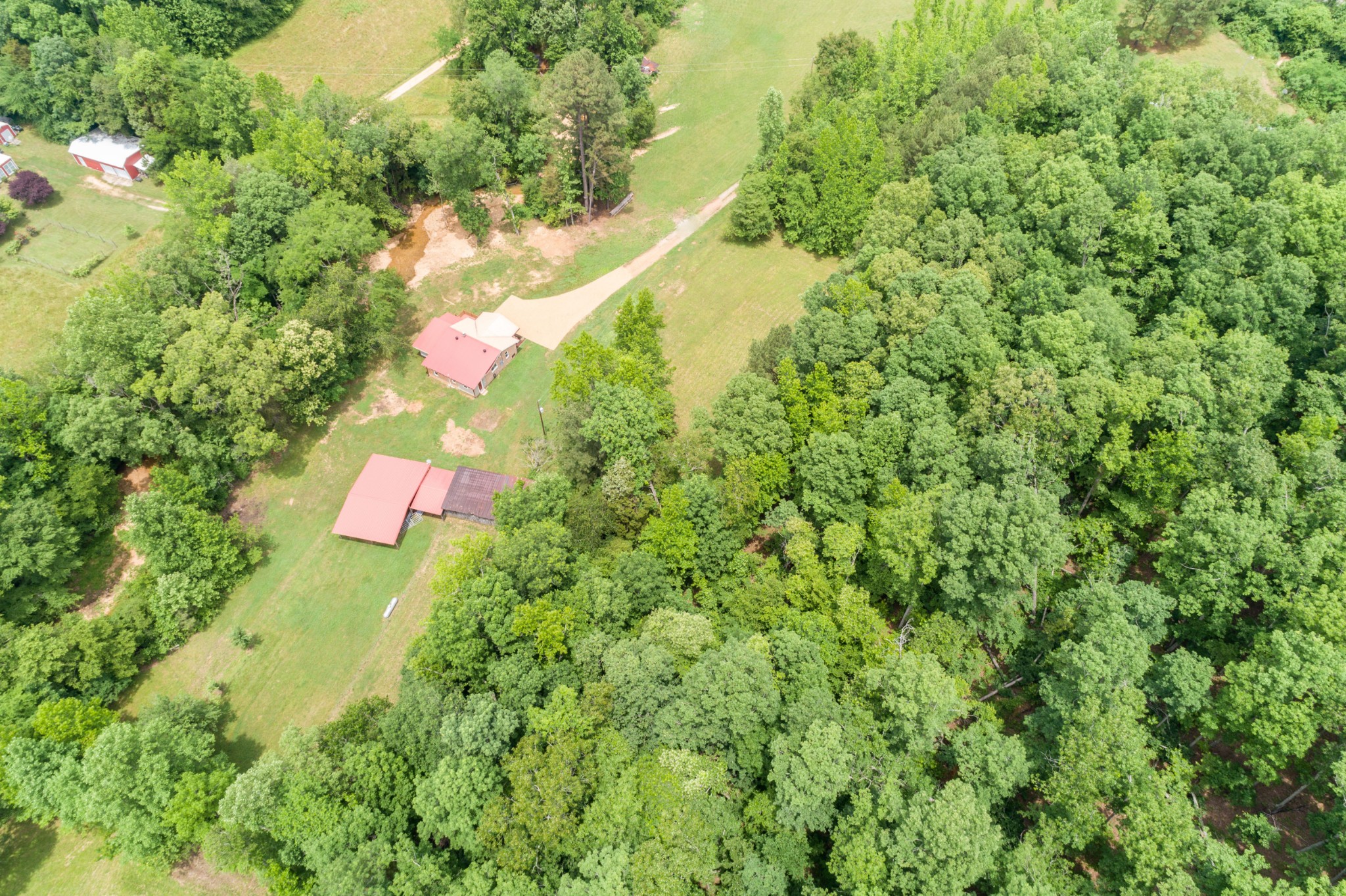 1829 Deer Creek Road Linden, TN 37096 - Photo 44 of 50 Gallery Image 44