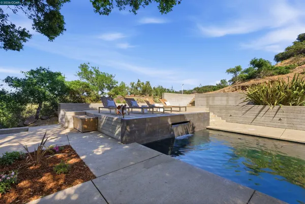 $5,250,000 | 240 Tappan Lane, Orinda, CA 94563