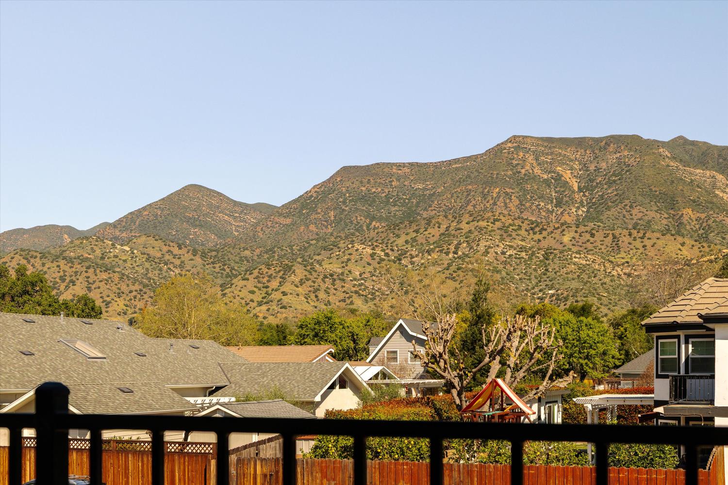 1213 San Ramon Way Ojai, CA 93023 - Photo 18 of 35 a view of a terrace