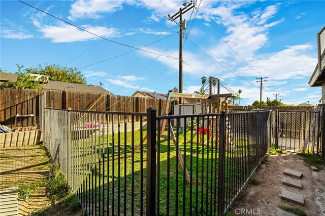 $519,900 | 7511 Buckeye Street, Highland, CA 92346