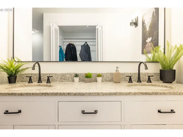 $779,900 | 1880 Southwest Heiney Road, Gresham, OR 97080