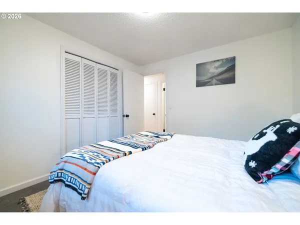 $779,900 | 1880 Southwest Heiney Road, Gresham, OR 97080