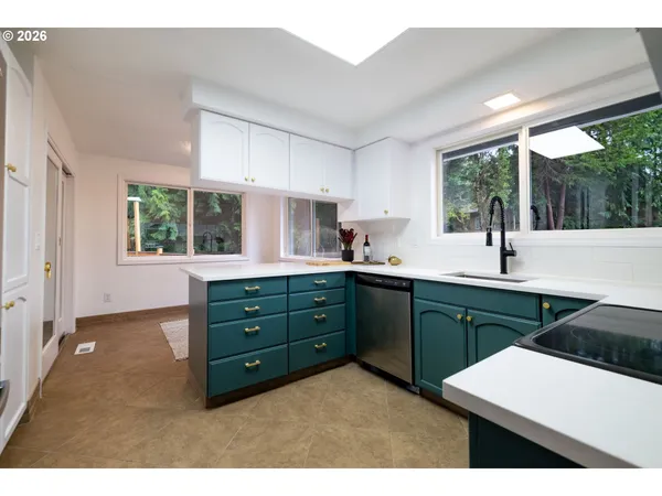 $779,900 | 1880 Southwest Heiney Road, Gresham, OR 97080