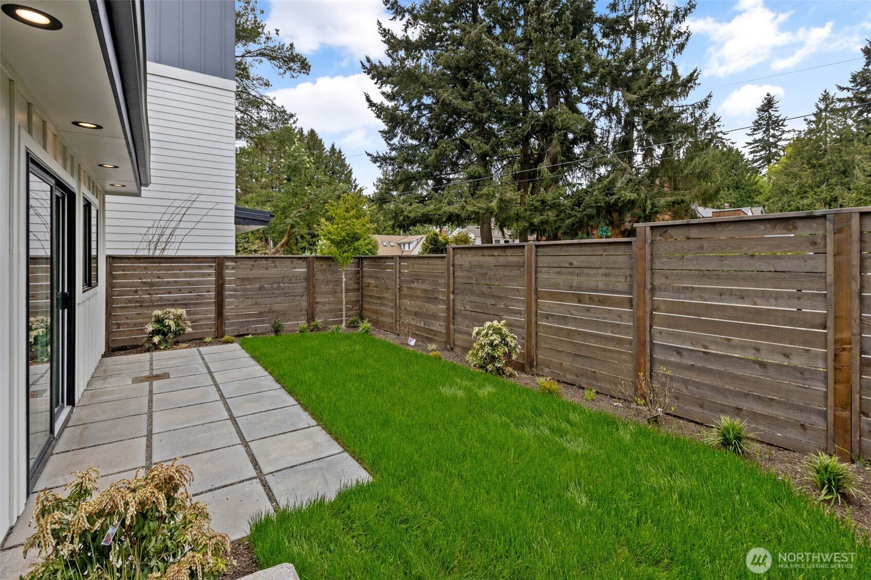 117 Northwest 112th Street Seattle, WA 98177 - Photo 31 of 35