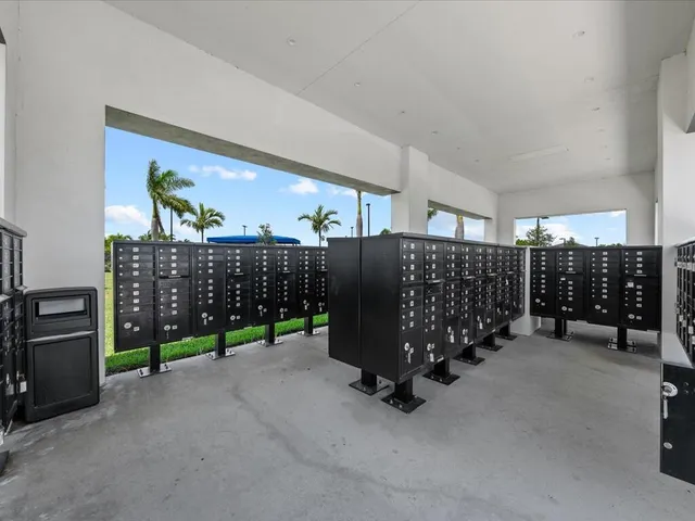 $5,500 | 5577 St Armands Way, Westlake, FL 33470