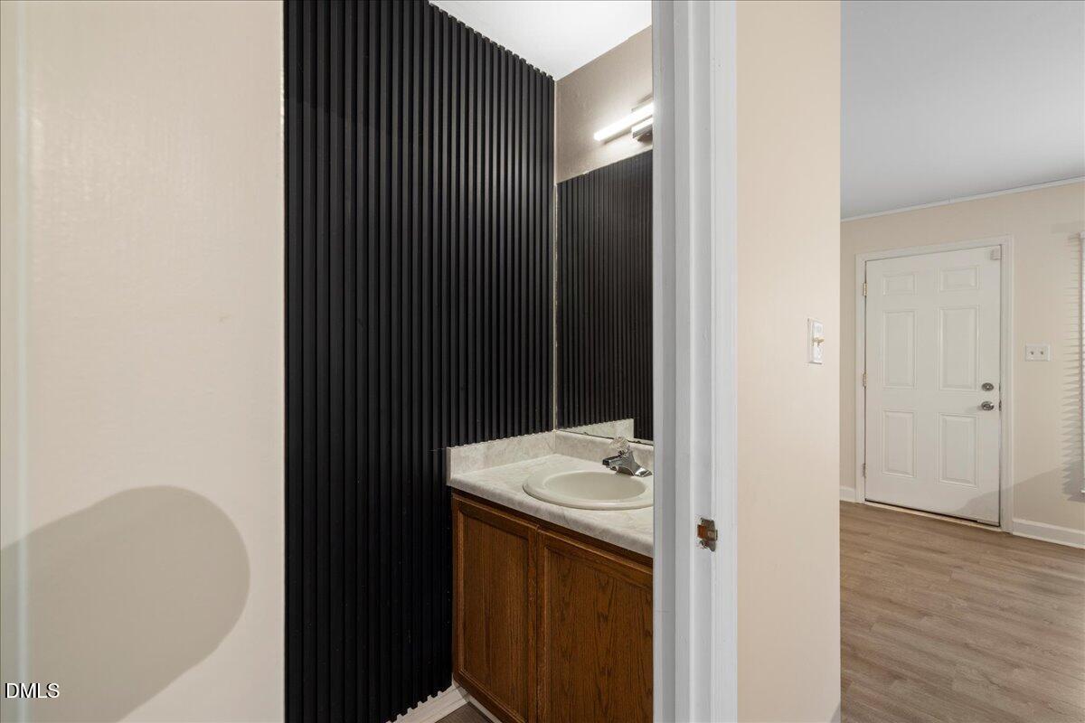4 Astor Court Durham, NC 27705 - Photo 16 of 29 a utility room with dryer and washer