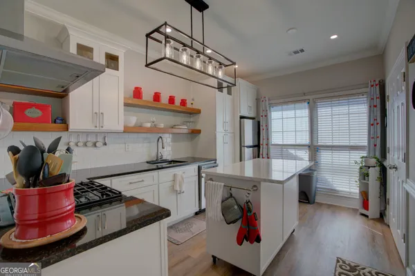 $269,900 | 814 Manor Way, Cartersville, GA 30120