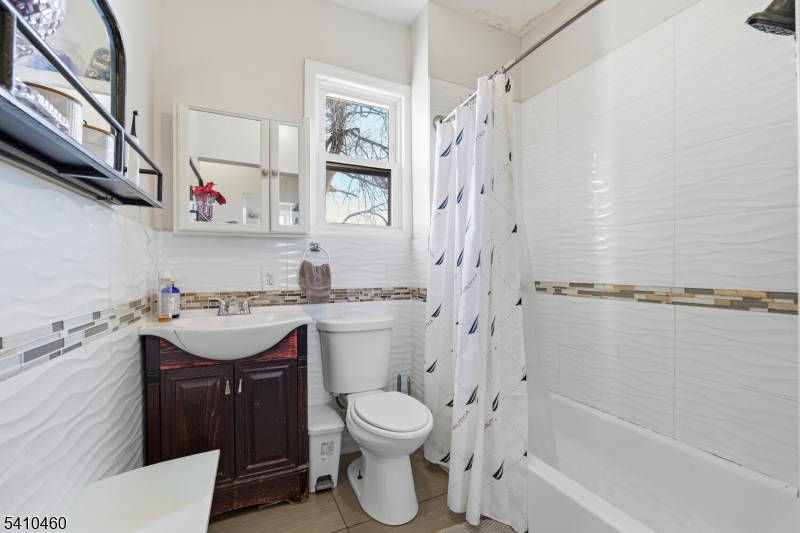 108 Orchard Street Elizabeth, NJ 07208 - Photo 11 of 44