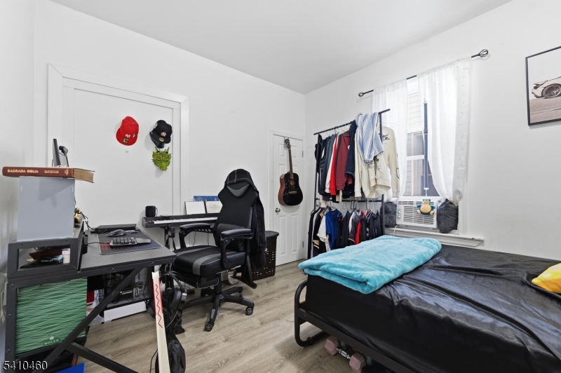 108 Orchard Street Elizabeth, NJ 07208 - Photo 13 of 44