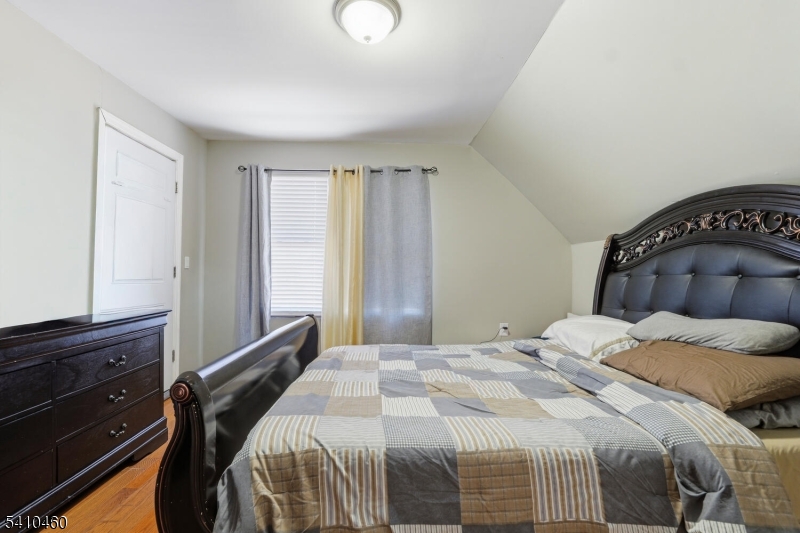 108 Orchard Street Elizabeth, NJ 07208 - Photo 15 of 44