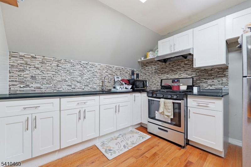 108 Orchard Street Elizabeth, NJ 07208 - Photo 19 of 44