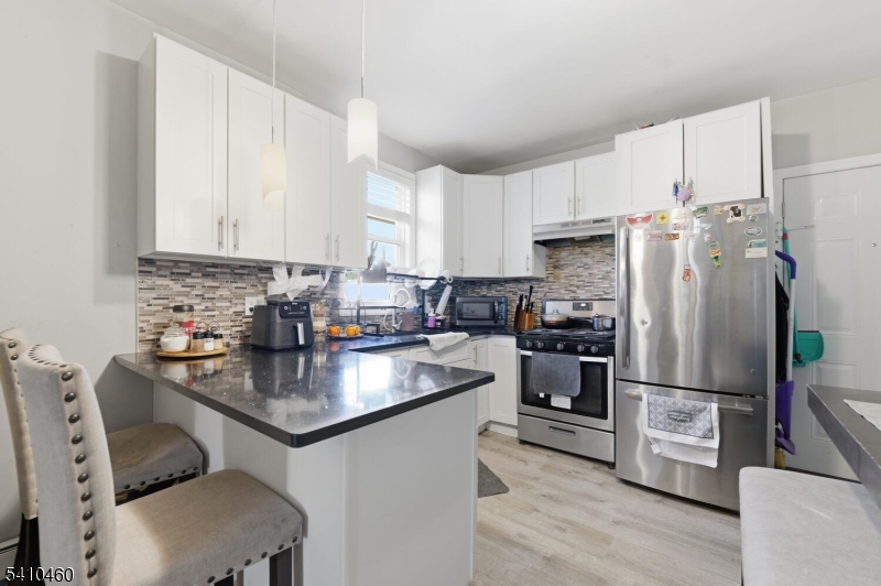 108 Orchard Street Elizabeth, NJ 07208 - Photo 4 of 44