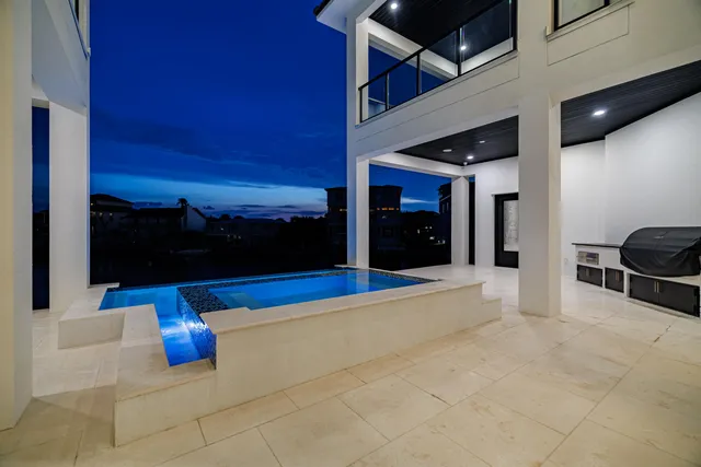 $10,750,000 | 602 Lagoon Drive, Destin, FL 32541