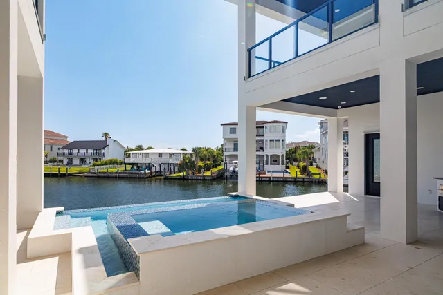 $10,750,000 | 602 Lagoon Drive, Destin, FL 32541