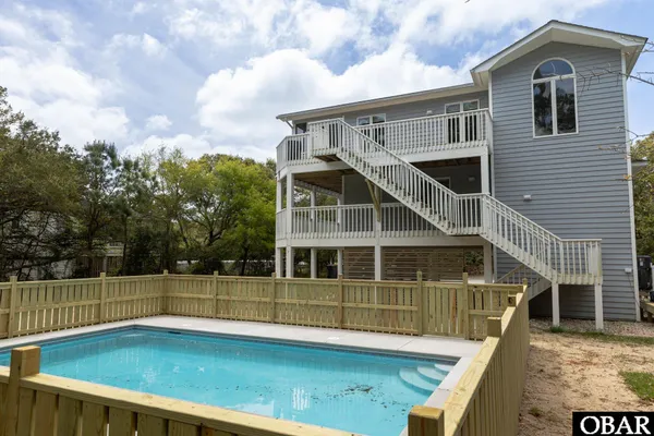 $850,000 | 318 Duck Road, Southern Shores, NC 27949
