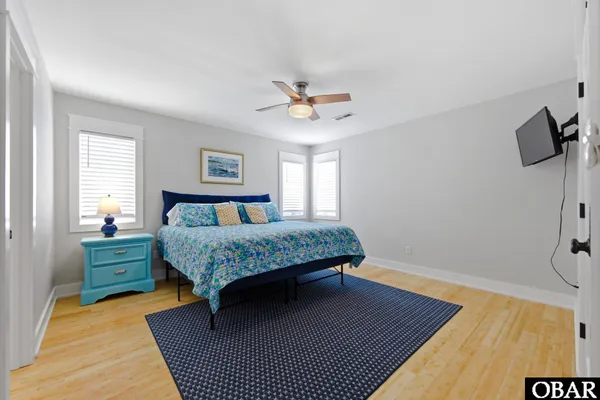 $850,000 | 318 Duck Road, Southern Shores, NC 27949