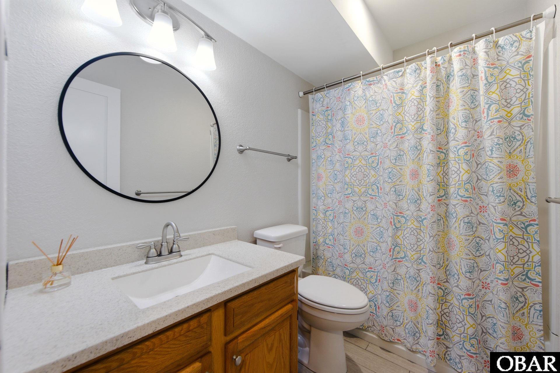 318 Duck Road Southern Shores, NC 27949 - Photo 19 of 28 Hall Bath