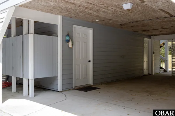 $850,000 | 318 Duck Road, Southern Shores, NC 27949