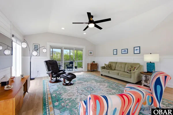 $850,000 | 318 Duck Road, Southern Shores, NC 27949