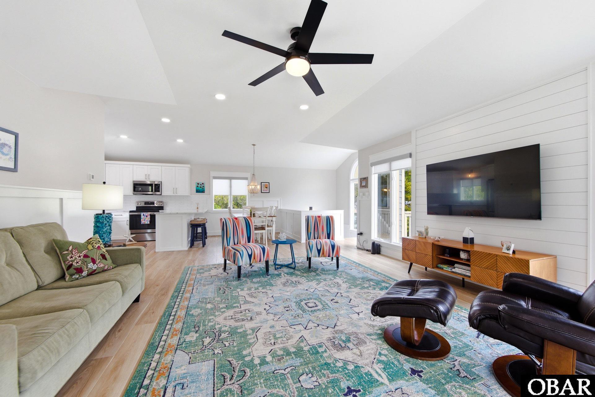 318 Duck Road Southern Shores, NC 27949 - Photo 8 of 28 High Ceilings