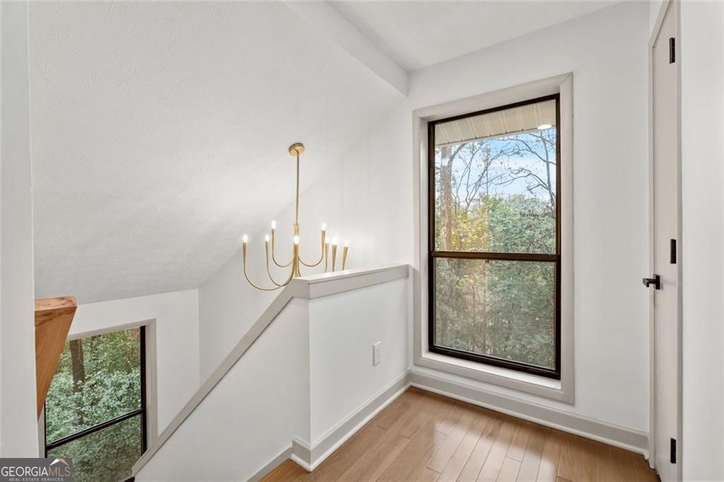 515 Wynnes Ridge Circle Southeast Marietta, GA 30067 - Photo 4 of 21