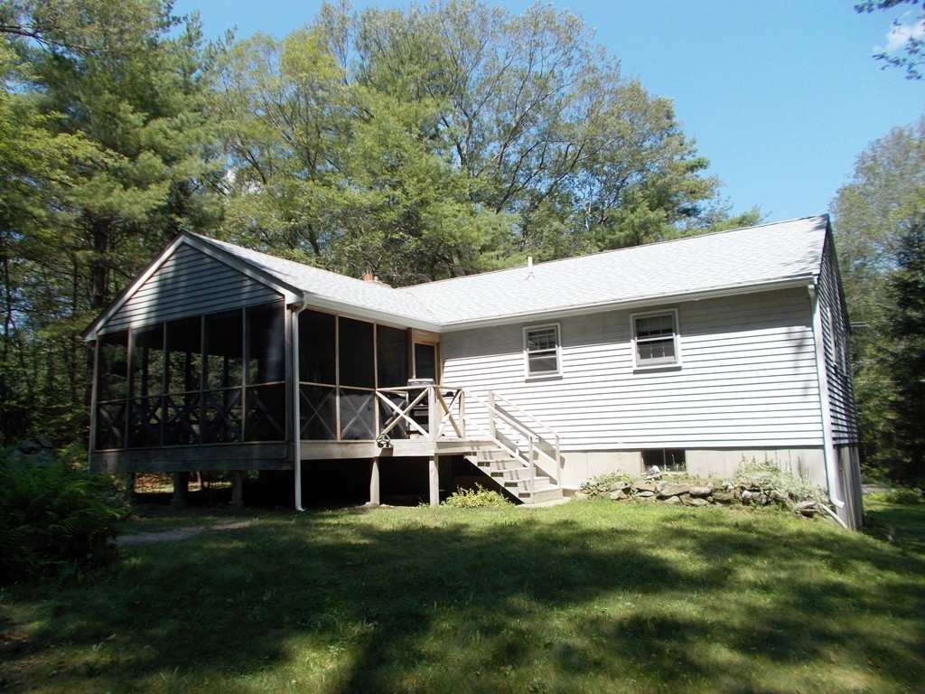 238 Hanlon Road Holliston, MA 01746 - Photo 17 of 21 Gallery Image 17