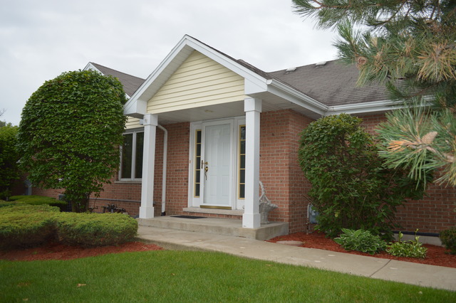 21139 Deerpath Road Frankfort, IL 60423 - Photo 1 of 21