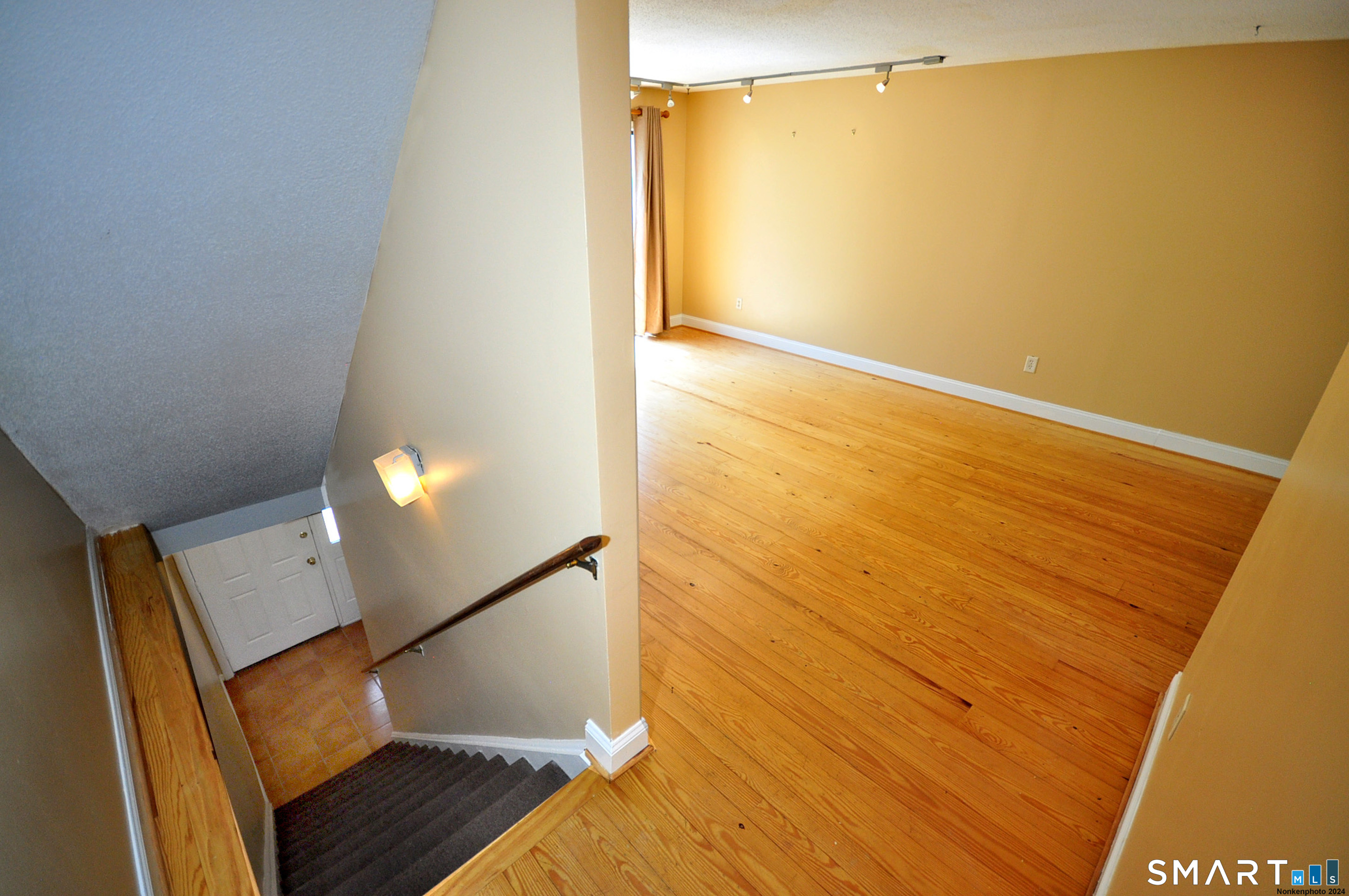 349 Allen Road, Unit 10A Torrington, CT 06790 - Photo 6 of 37
