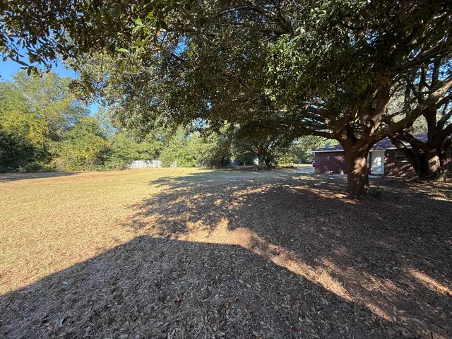 $1,600 | 12341 Highway 90, Holt, FL 32564