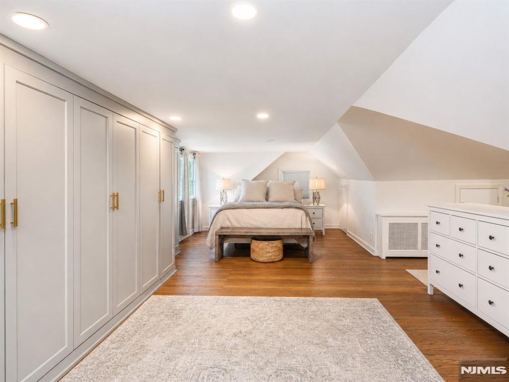 19 Long Avenue Mahwah, NJ 07430 - Photo 17 of 36
