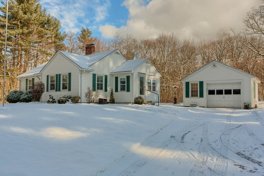 11 Willard Road Ashburnham, MA 01430 - Photo 2 of 30