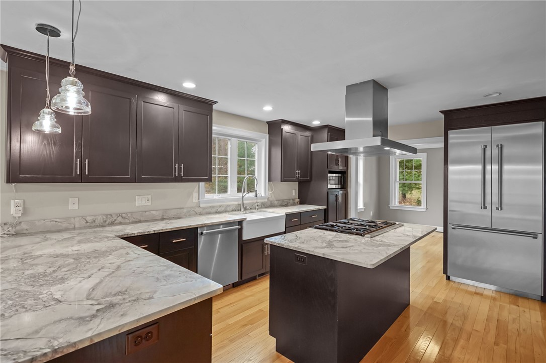 36 Clark Road Uxbridge, MA 01569 - Photo 13 of 33 Gallery Image 13