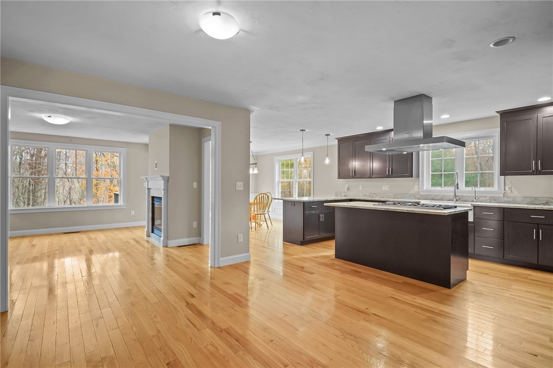 36 Clark Road Uxbridge, MA 01569 - Photo 17 of 33 Gallery Image 17