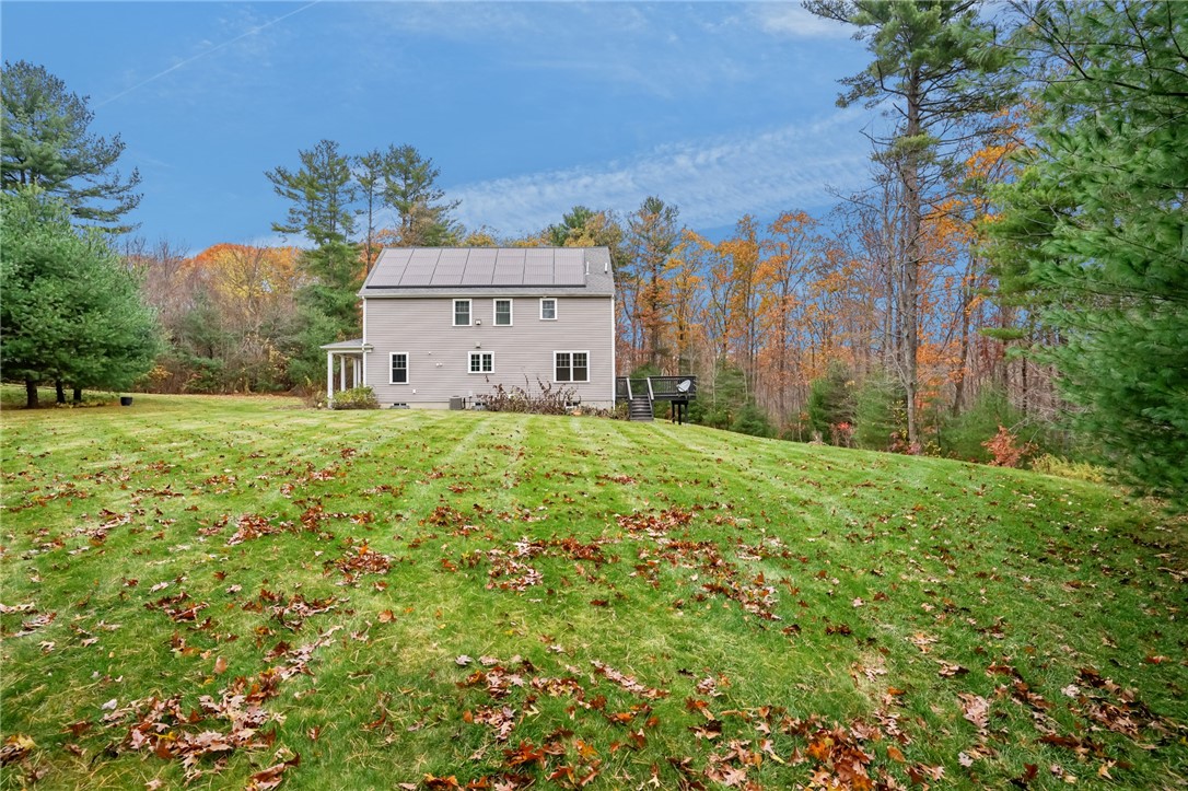 36 Clark Road Uxbridge, MA 01569 - Photo 4 of 33 Gallery Image 4