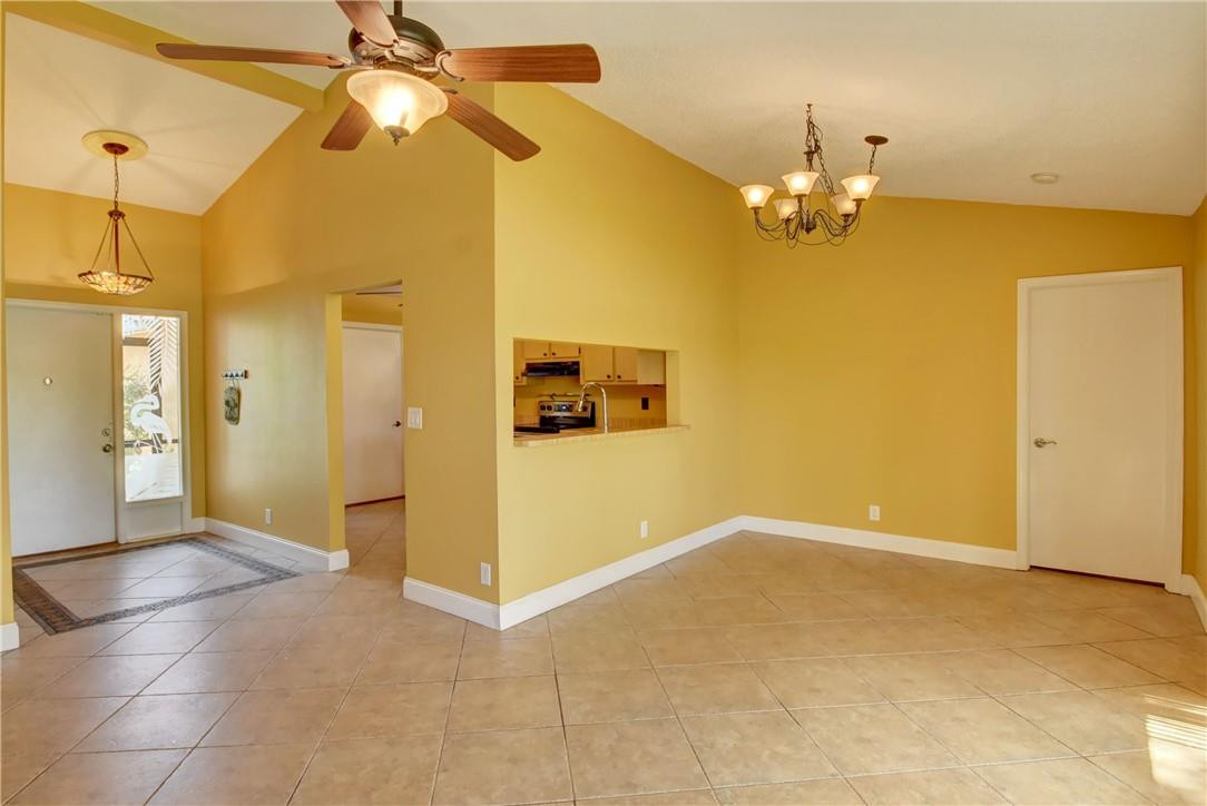 9750 Richmond Circle Boca Raton, FL 33434 - Photo 13 of 25 Photo 13