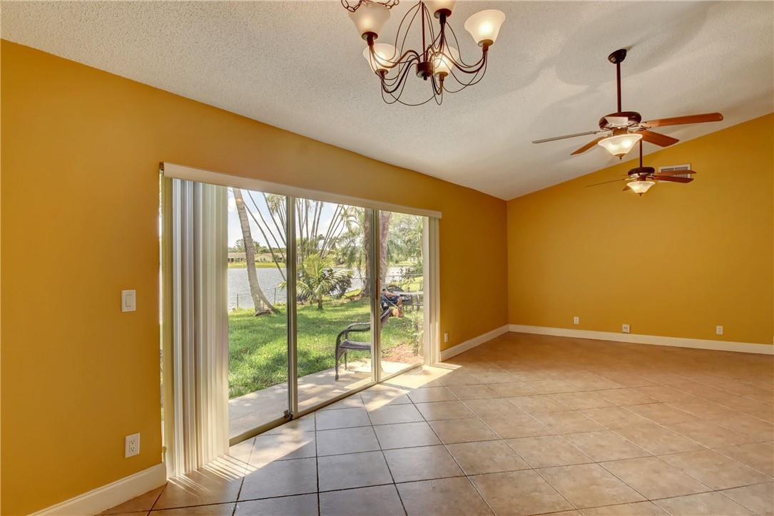 9750 Richmond Circle Boca Raton, FL 33434 - Photo 14 of 25 Photo 14