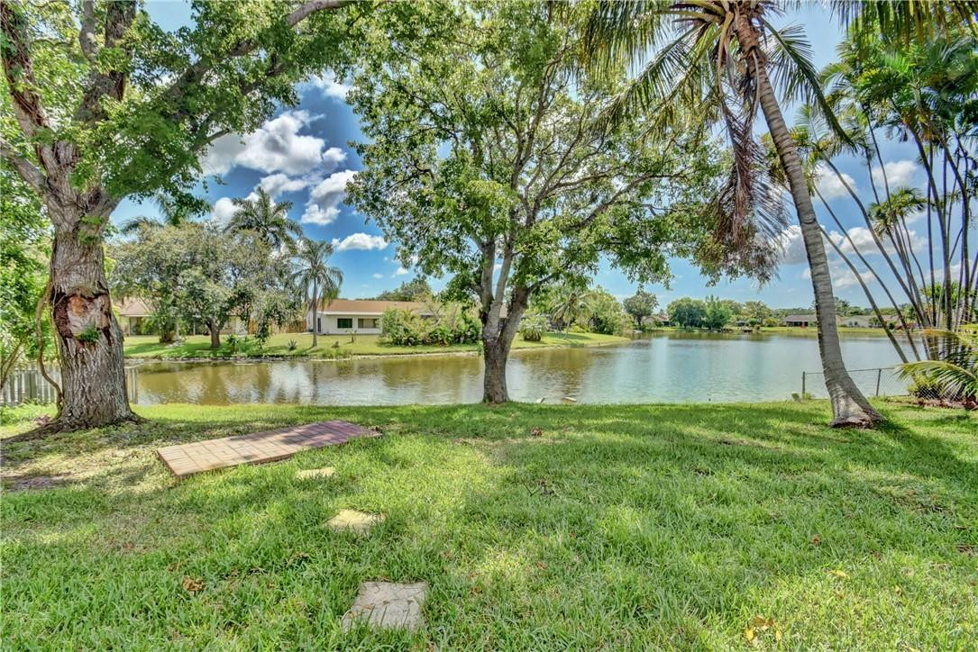 9750 Richmond Circle Boca Raton, FL 33434 - Photo 23 of 25 Photo 23