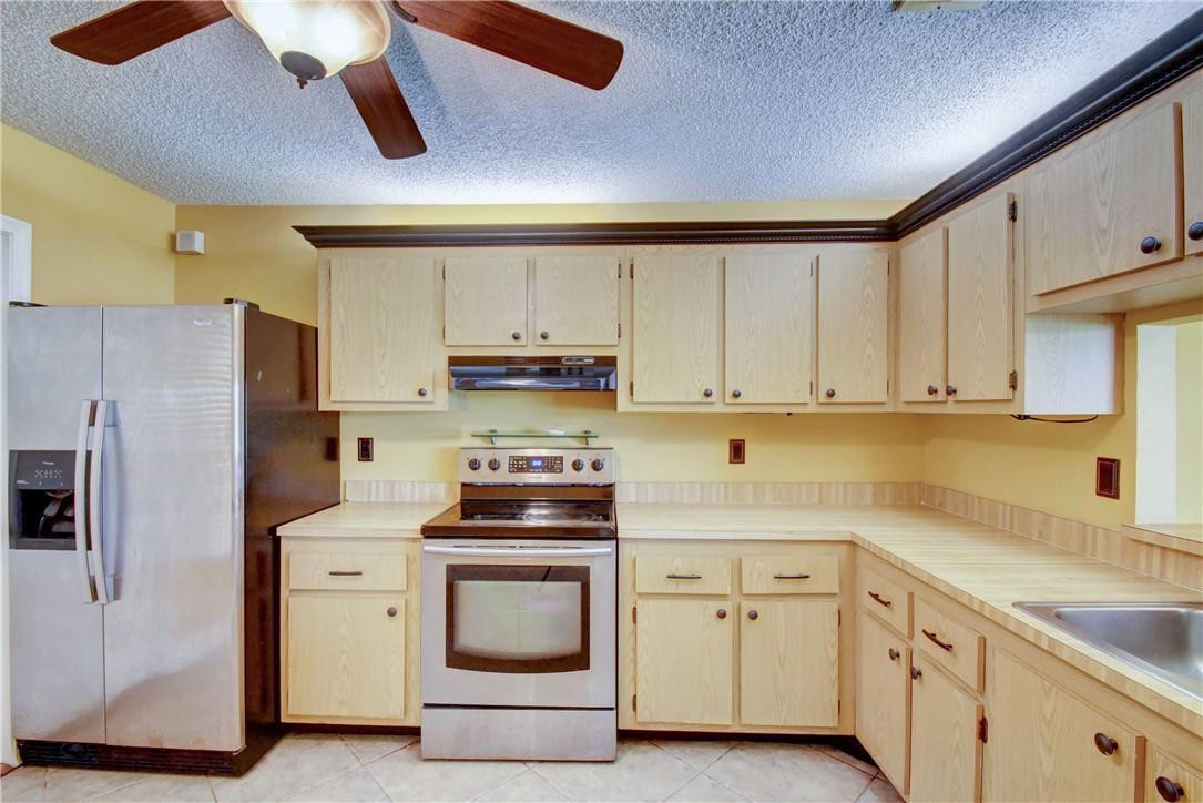 9750 Richmond Circle Boca Raton, FL 33434 - Photo 7 of 25 Photo 7