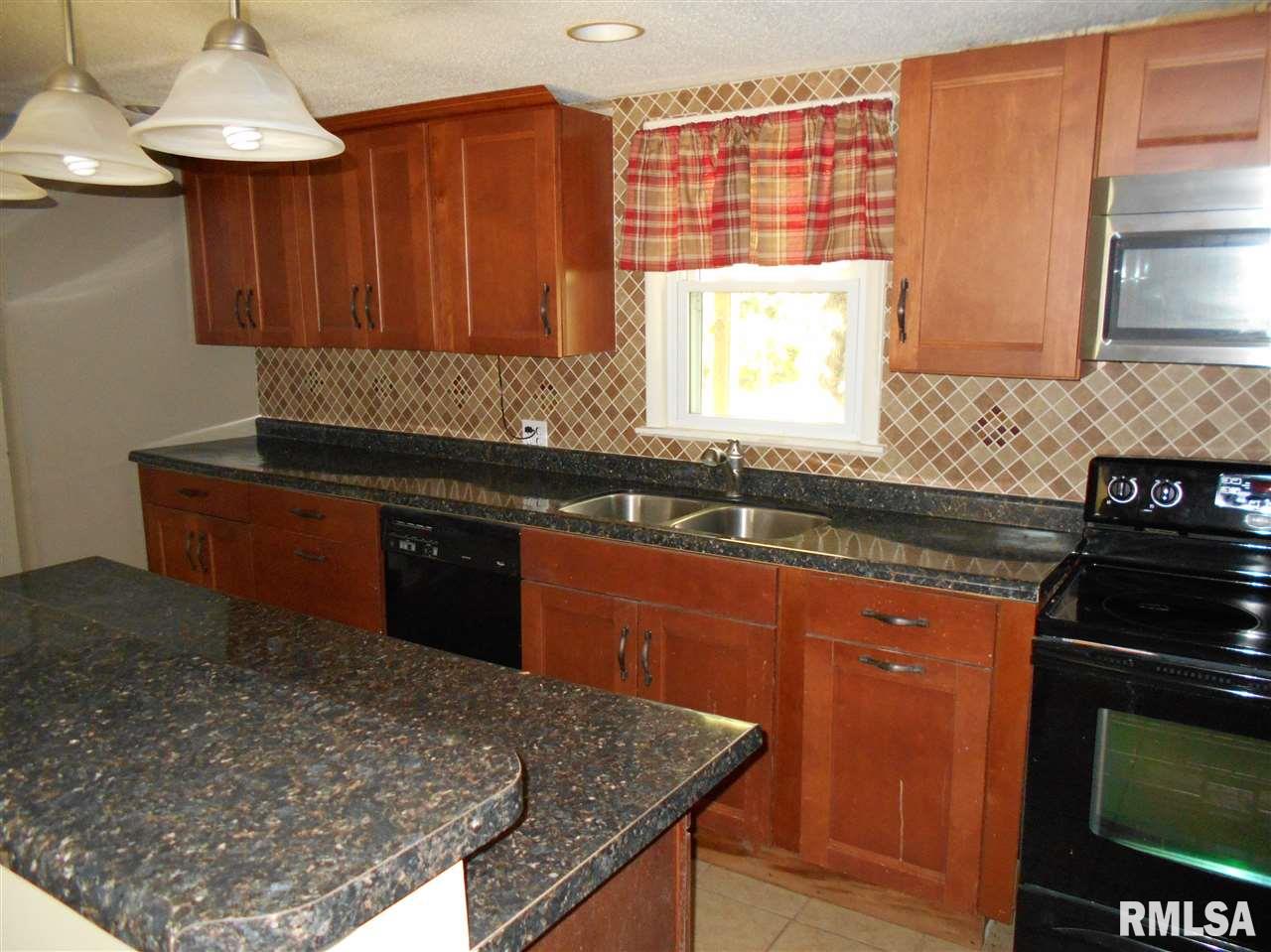 2030 West Adams Road Macomb, IL 61455 - Photo 8 of 18 Gallery Image 8