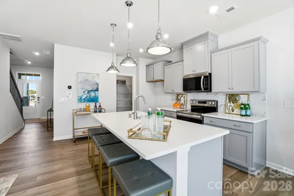 $339,990 | 6110 Vasey Street, Charlotte, NC 28269